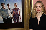 Nina Hoss spielt die "Laura" (Foto: MartiN Schmitz)